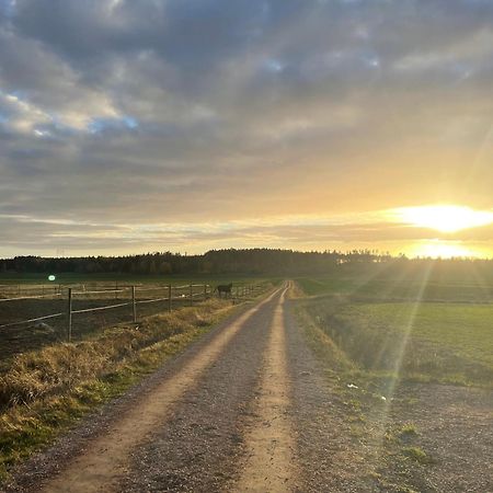 Baersta Bnb Kolbäck Buitenkant foto